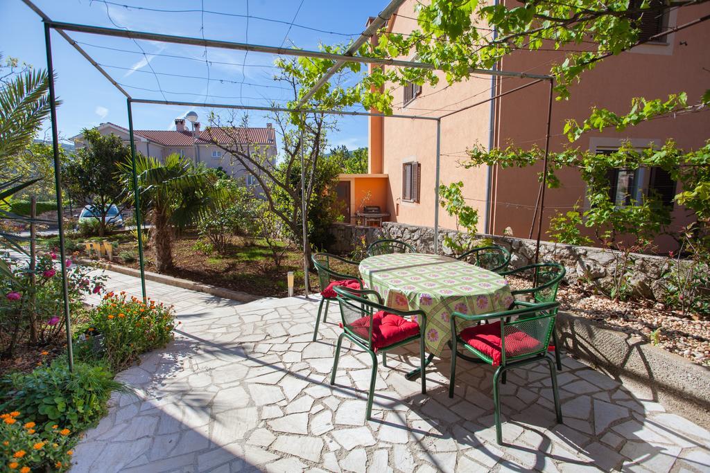 Apartman Petra Cres Exterior foto